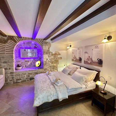 Diocletian Wine Studio Apartment Split Exterior photo